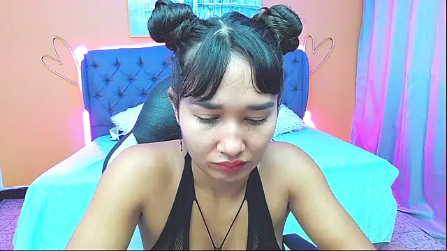 aliceroma online show from March 21, 2025, 5:02 pm