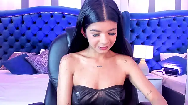 Violet Grace online show from October 21, 2025, 4:19 pm