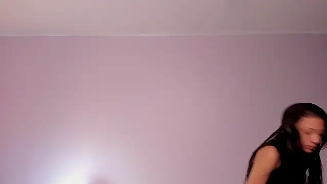 lupeebony online show from June 3, 2026, 8:03 pm