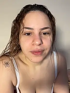 AgnesCampp online show from October 4, 2025, 5:55 pm