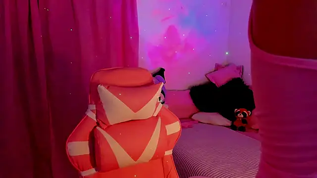 gabyye capprins online show from March 11, 2025, 7:03 pm