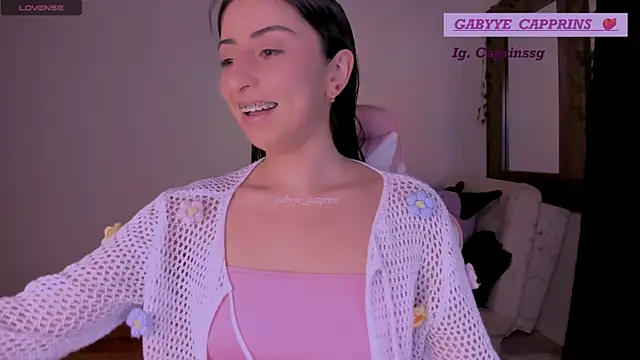 gabyye capprins online show from April 22, 2026, 1:30 am