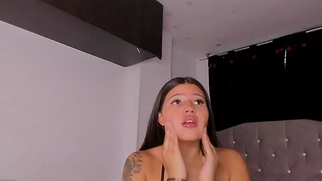 game with lesbians  online show from October 9, 2025, 9:57 pm