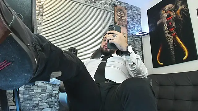 Snapshot of Ethan_Castellano chatting on June 14, 2026, 10:01 pm Ethan Castellano online show from June 14, 2026, 10:01 pm