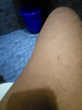 Mallu ajanraj143 online show from December 13, 2024, 8:04 pm