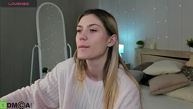 Cherry Price online show from November 18, 2025, 12:49 am