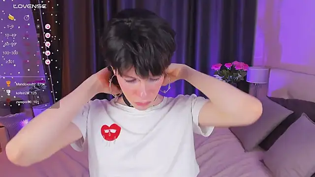 Kolette Gray online show from March 2, 2025, 2:32 pm