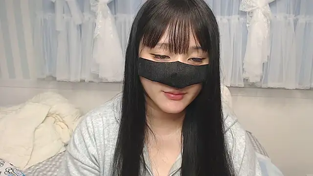 yua0727 online show from June 22, 2026, 1:41 pm