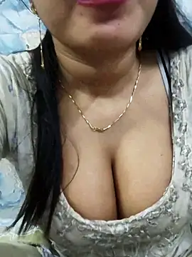 Snapshot of Sania-Love chatting on April 28, 2026, 2:27 am Sania-Love online show from April 28, 2026, 2:27 am