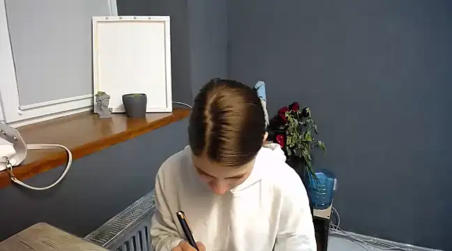 felicity gold online show from March 5, 2025, 7:16 am