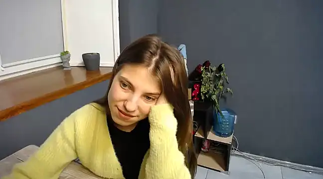 felicity gold online show from March 6, 2025, 10:52 am