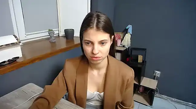 felicity gold online show from March 21, 2025, 10:39 am