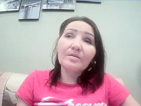 Snapshot of ClaireSunset chatting on May 5, 2026, 5:32 pm ClaireSunset online show from May 5, 2026, 5:32 pm
