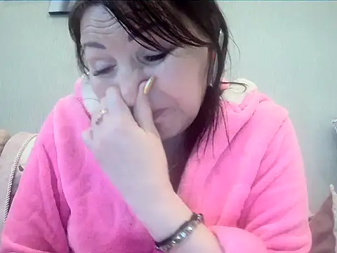 Snapshot of ClaireSunset chatting on May 10, 2026, 5:29 pm ClaireSunset online show from May 10, 2026, 5:29 pm