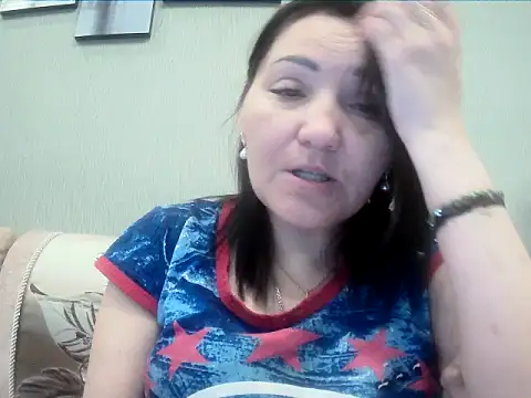 Snapshot of ClaireSunset chatting on May 12, 2026, 5:32 pm ClaireSunset online show from May 12, 2026, 5:32 pm