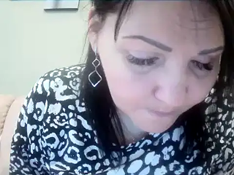 Snapshot of ClaireSunset chatting on May 19, 2026, 5:41 pm ClaireSunset online show from May 19, 2026, 5:41 pm