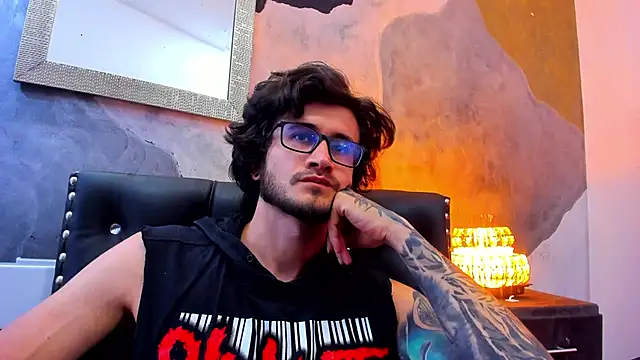 Loggan donnelly online show from December 29, 2024, 11:18 pm