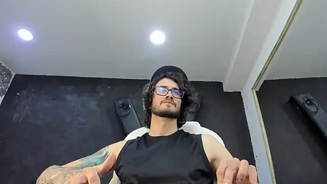 Loggan donnelly online show from March 22, 2025, 2:16 am