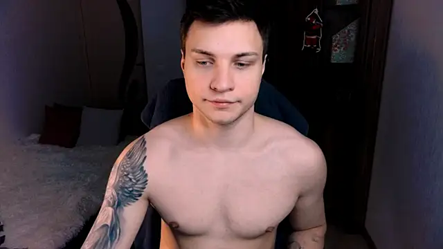 handsome guy01 online show from December 20, 2024, 4:42 am