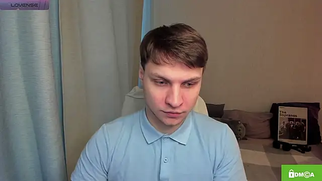handsome guy01 online show from June 3, 2026, 6:49 am