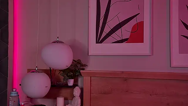 ViolaFlirt online show from September 11, 2025, 4:34 am