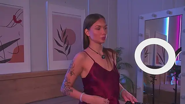 ViolaFlirt online show from November 16, 2025, 4:18 am