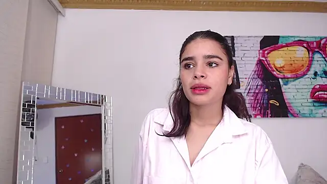 lissbrown online show from February 7, 2025, 12:50 pm