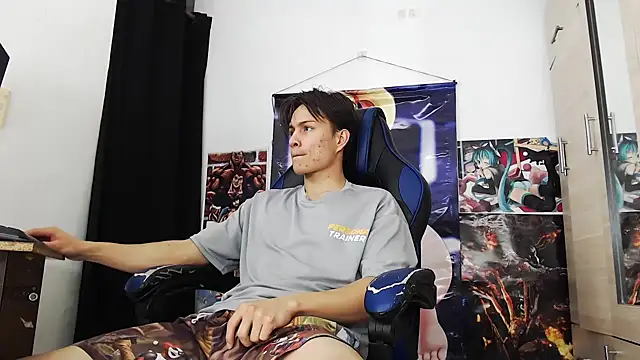 sr jaeger online show from November 9, 2025, 2:26 pm