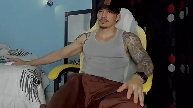 Alex motta online show from November 3, 2025, 5:09 am