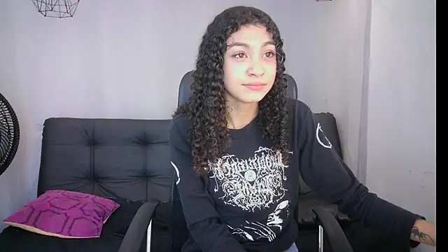 Snapshot of Aurora_ath chatting on March 1, 2025, 3:32 am Aurora ath online show from March 1, 2025, 3:32 am