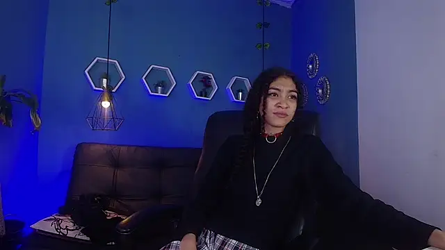 Snapshot of Aurora_ath chatting on December 18, 2025, 3:12 am Aurora ath online show from December 18, 2025, 3:12 am