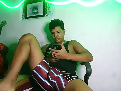 628-andrew online show from September 22, 2025, 12:23 am