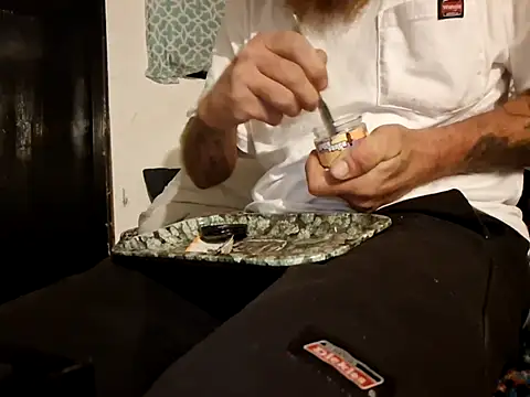 Cantufamily1979 online show from September 14, 2025, 8:46 am