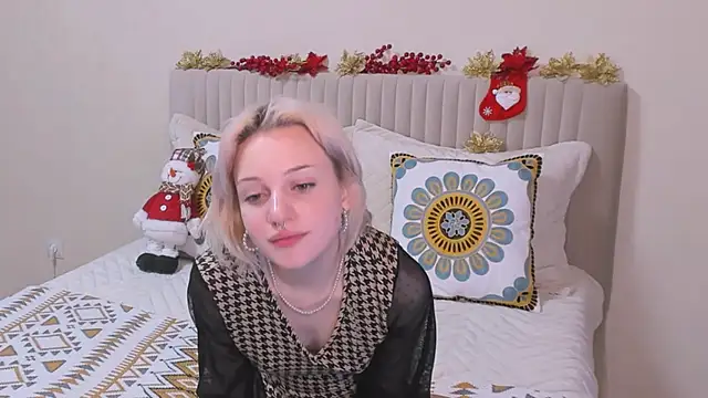 VelvetVixen155 online show from December 27, 2024, 8:35 am