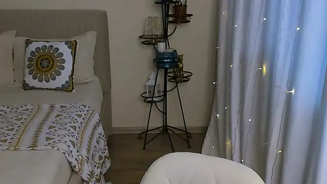 VelvetVixen155 online show from January 31, 2025, 6:24 am