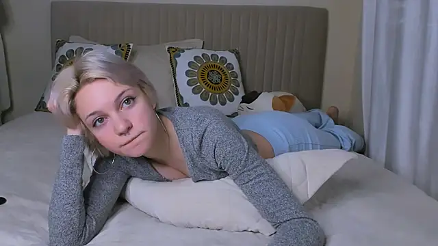 VelvetVixen155 online show from March 5, 2025, 2:36 am