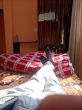 RRahullove69 online show from February 7, 2026, 8:29 am