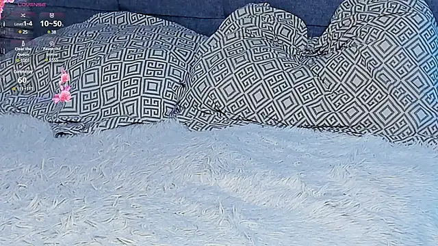 MerylHedley online show from February 21, 2025, 1:22 pm