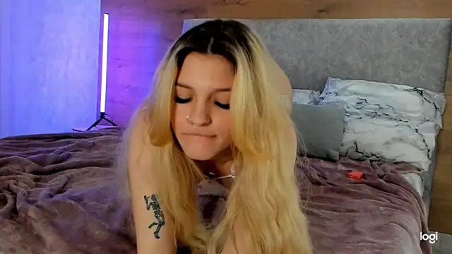 ShySonya online show from February 3, 2025, 5:14 pm