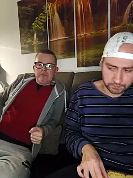 xxJANI2xx online show from January 9, 2025, 6:47 pm