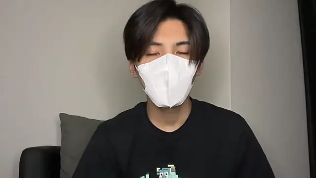 Lio kun online show from January 5, 2025, 1:26 pm