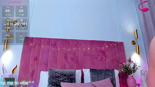 Mayzzie online show from February 8, 2025, 3:41 am