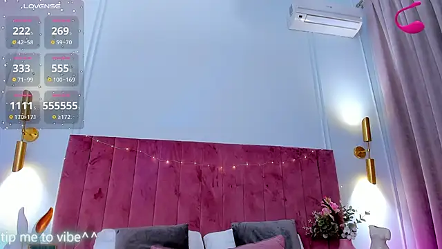 Mayzzie online show from February 17, 2025, 11:31 pm