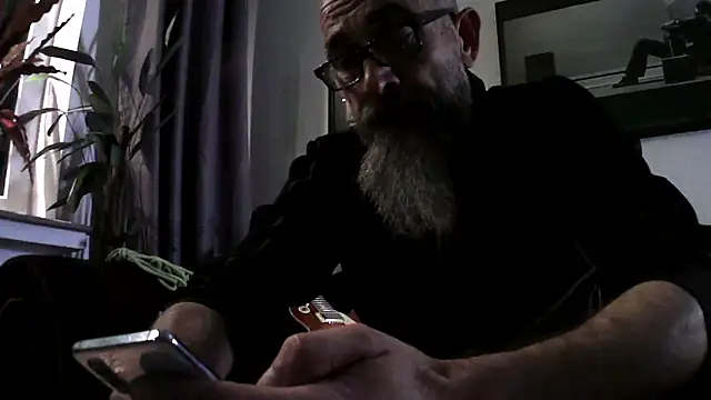 Kingsscepter online show from January 31, 2025, 6:14 pm