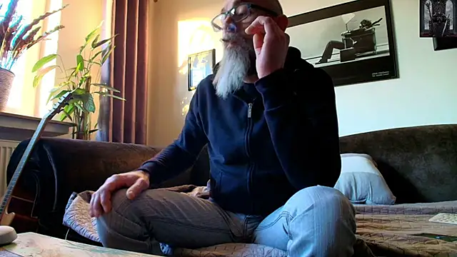 Kingsscepter online show from March 19, 2025, 5:17 pm