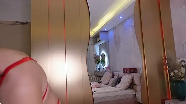 JullyBlair online show from February 6, 2025, 8:39 am