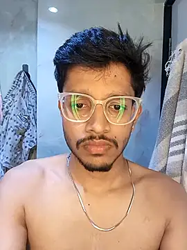 skinnyyyyyyyyy online show from November 5, 2025, 4:23 am