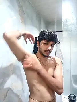 skinnyyyyyyyyy online show from May 7, 2026, 3:45 am