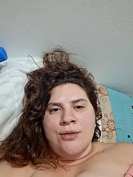 MartinaGuzmann online show from November 19, 2025, 7:08 am