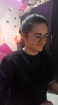 Hanna Kinsley online show from December 12, 2024, 5:20 am